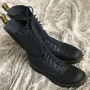 Dr. Martens 1B99 Blue Women’s 9